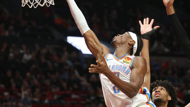 NBA球员实力悍不可挡，赛场上尽展风采！的简单介绍