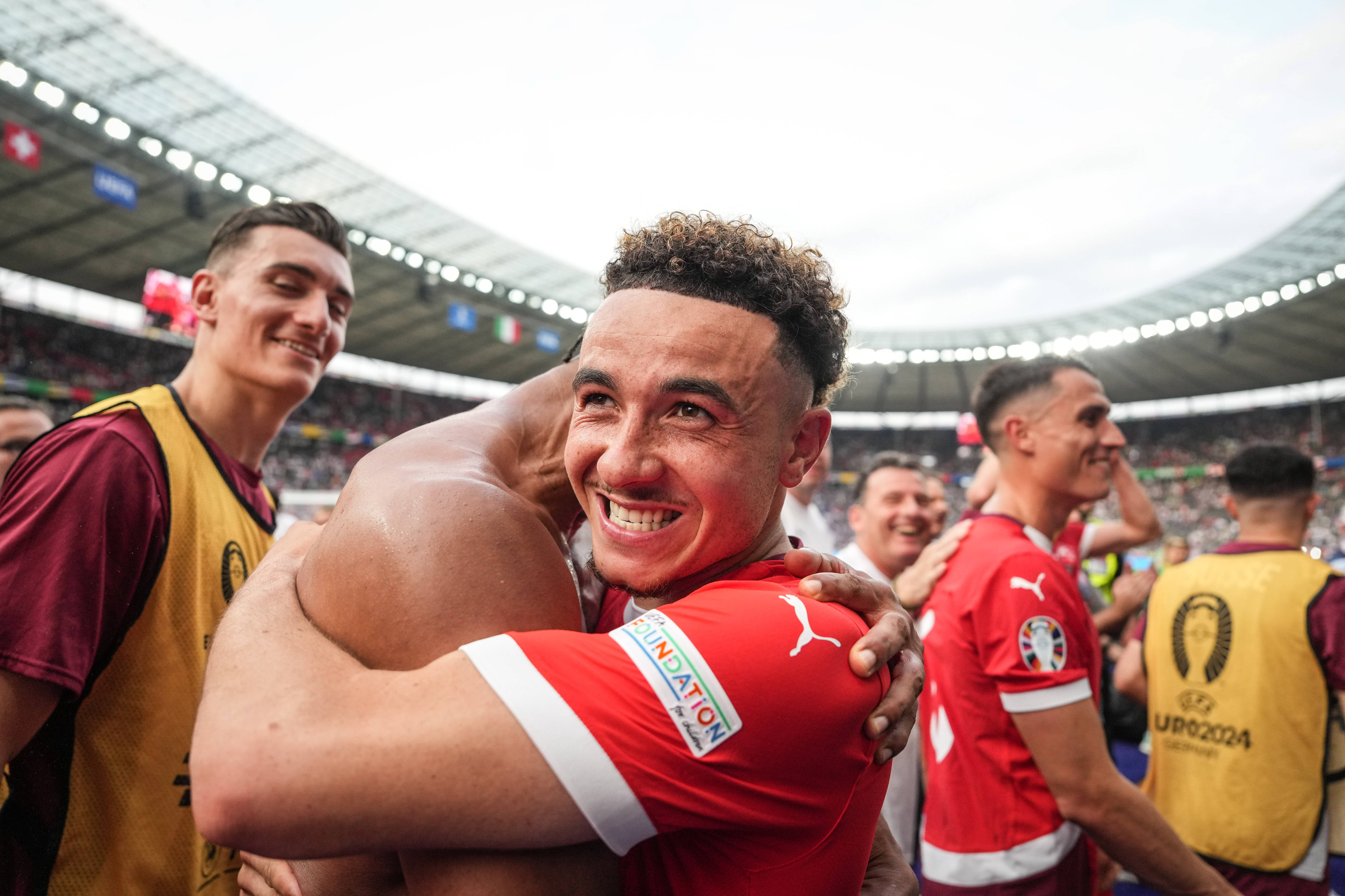 关于意大利队横扫,成功晋级欧洲杯八强的信息 关于意大利队横扫,成功晋级欧洲杯八强的信息