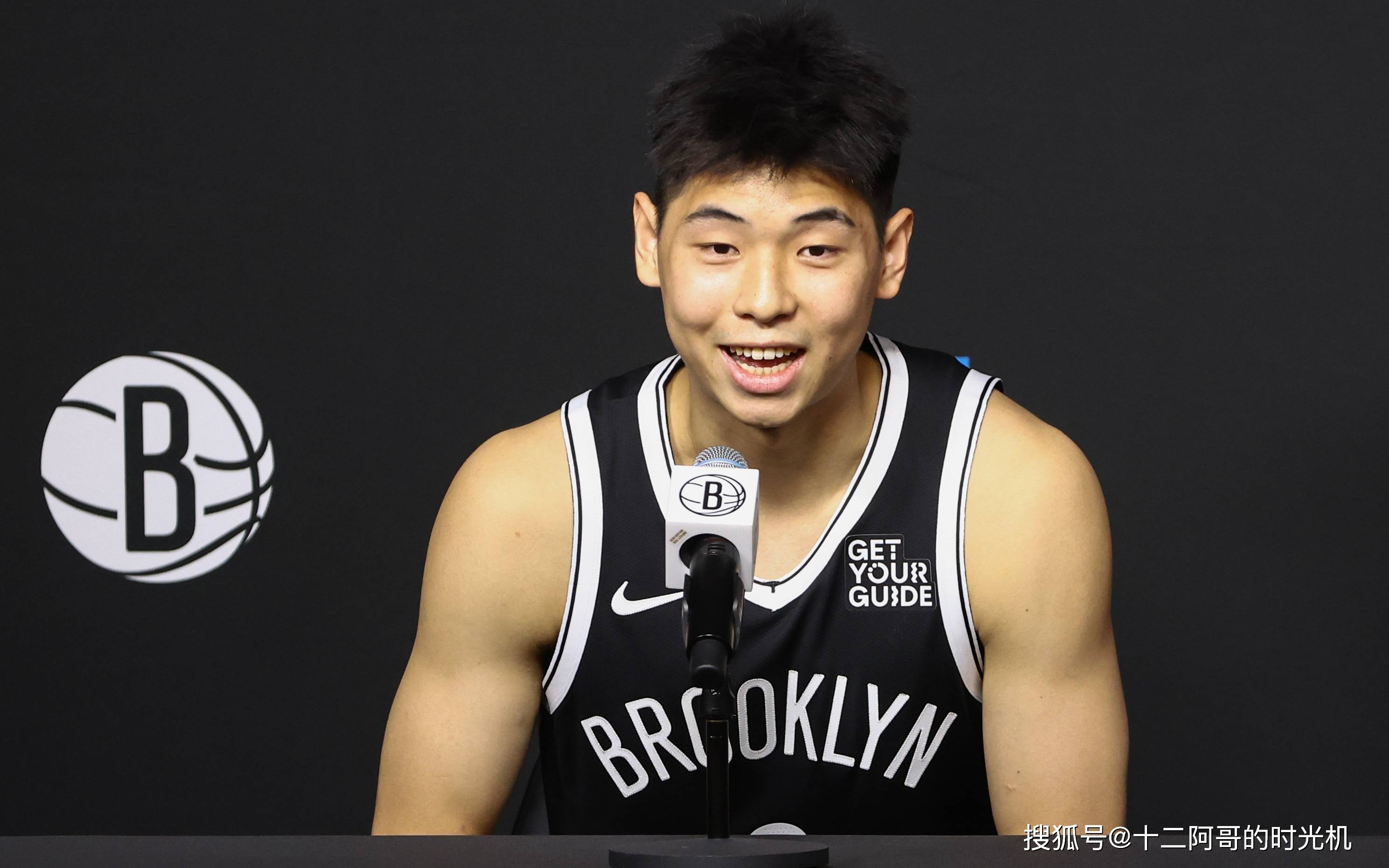 开云体育在线-关于篮球名宿回顾经典比赛，分享职业生涯精彩瞬间的信息