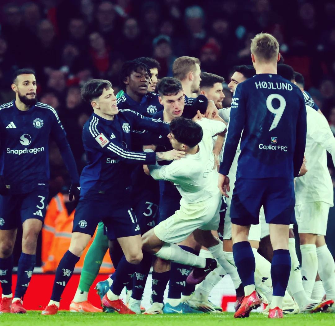 开云体育登录-里昂球员备战下轮比赛,备受瞩目的简单介绍