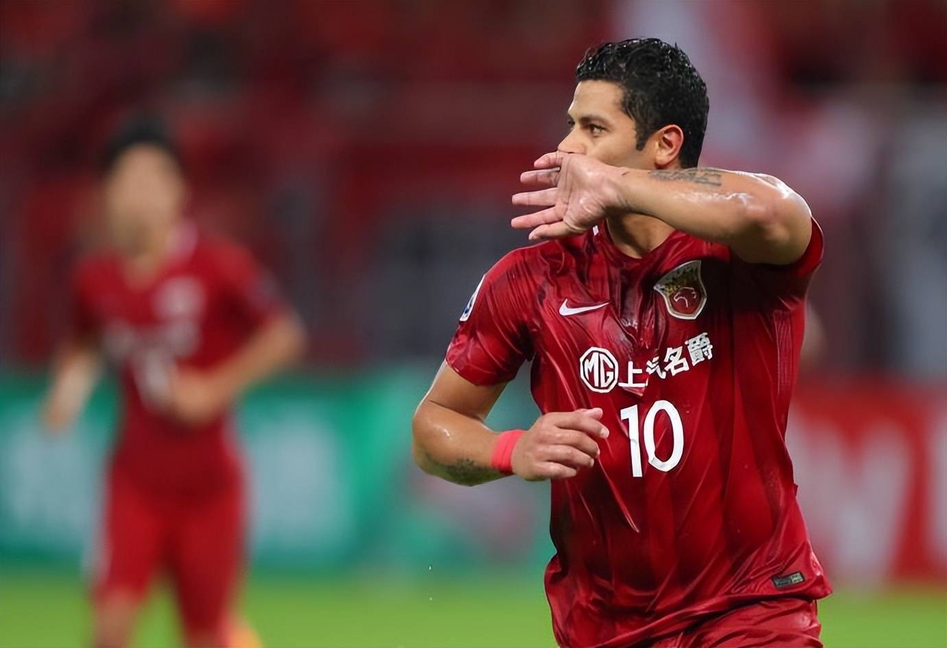 恒大后防形势严峻,球员亟需提升状态的简单介绍 恒大后防形势严峻,球员亟需提升状态的简单介绍