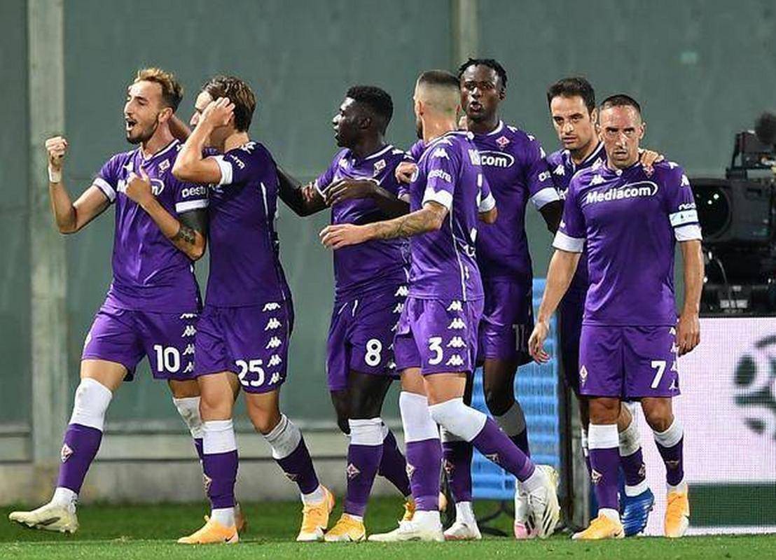 卡利亚里球队精神状态爆棚,战胜对手 卡利亚里球队精神状态爆棚,战胜对手