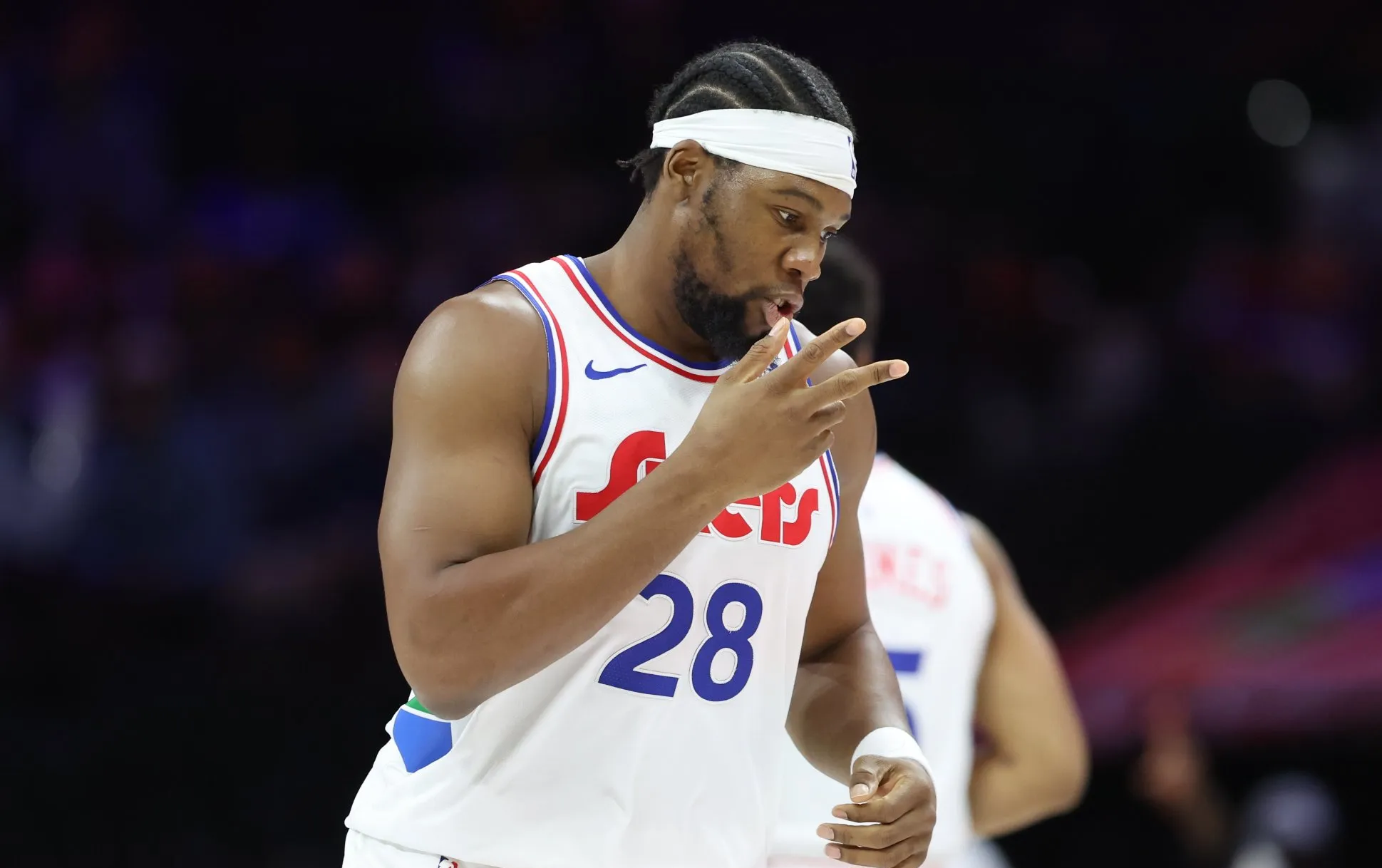 快船队主场告捷,目标锁定季后赛大门的简单介绍 快船队主场告捷,目标锁定季后赛大门的简单介绍