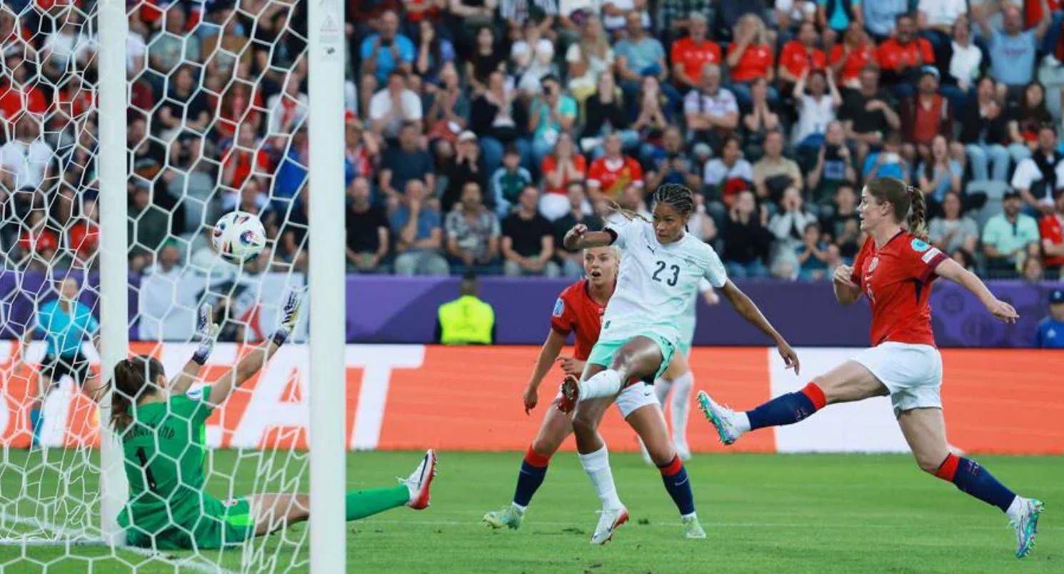 开云体育APP下载-冰岛队在欧洲杯比赛中挑战强队