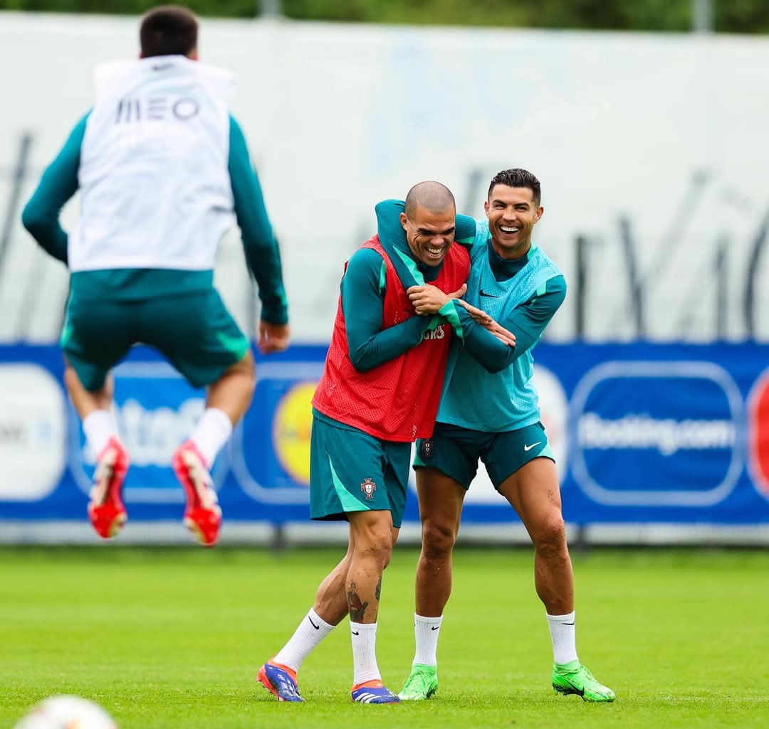 开云下载-C罗遭遇阿根廷不敌，中超局势紧张的简单介绍