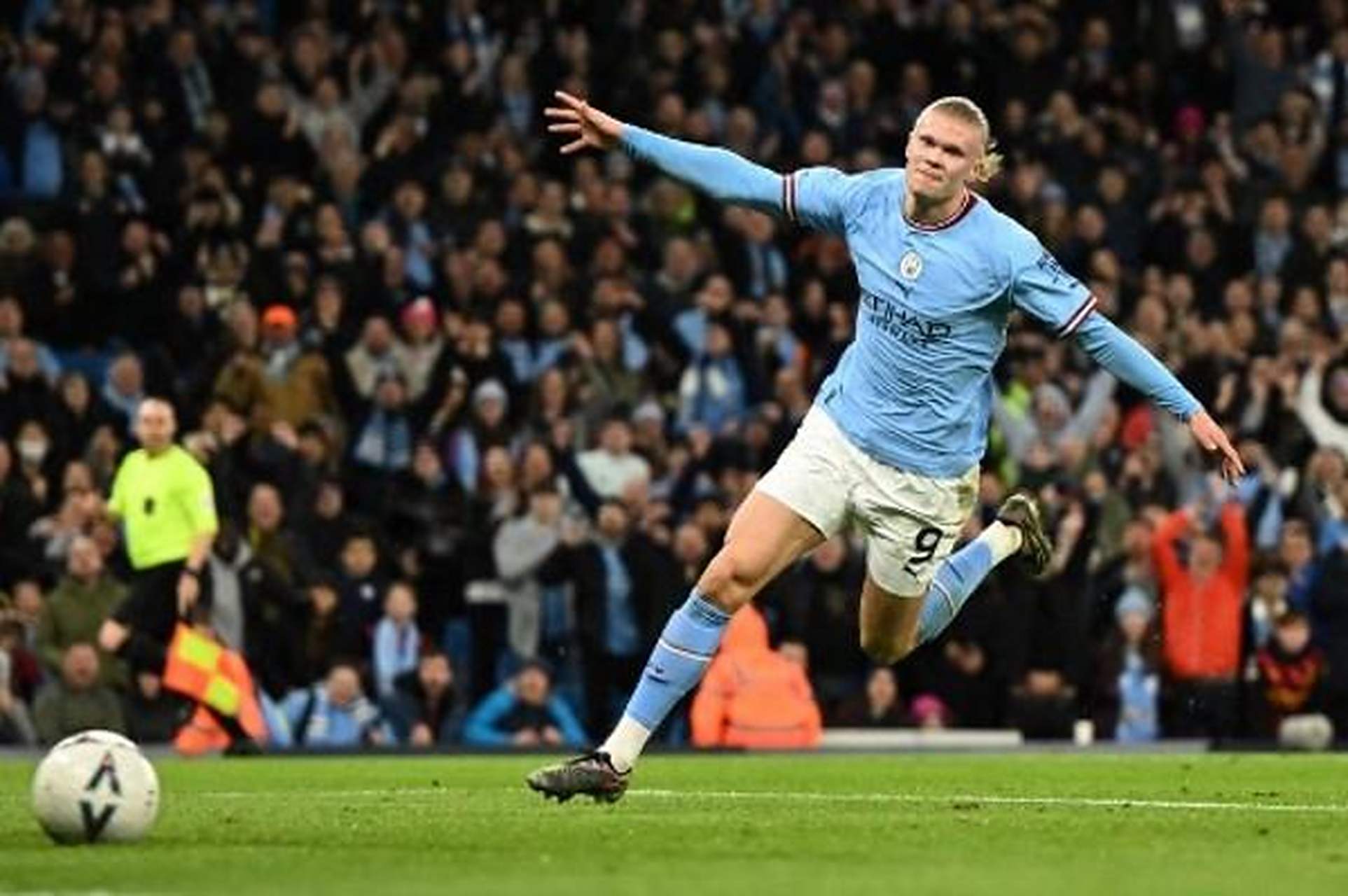 开云体育平台APP-巴萨力克利物浦，哈兰德逆转建功德甲