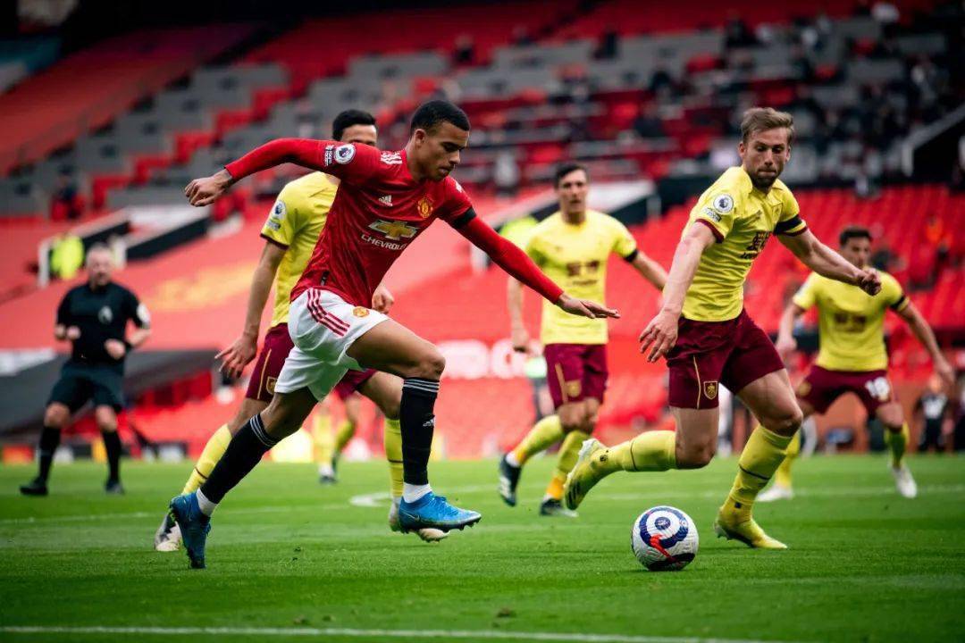 外线射手大PK,谁将问鼎得分王? 外线射手大PK,谁将问鼎得分王?