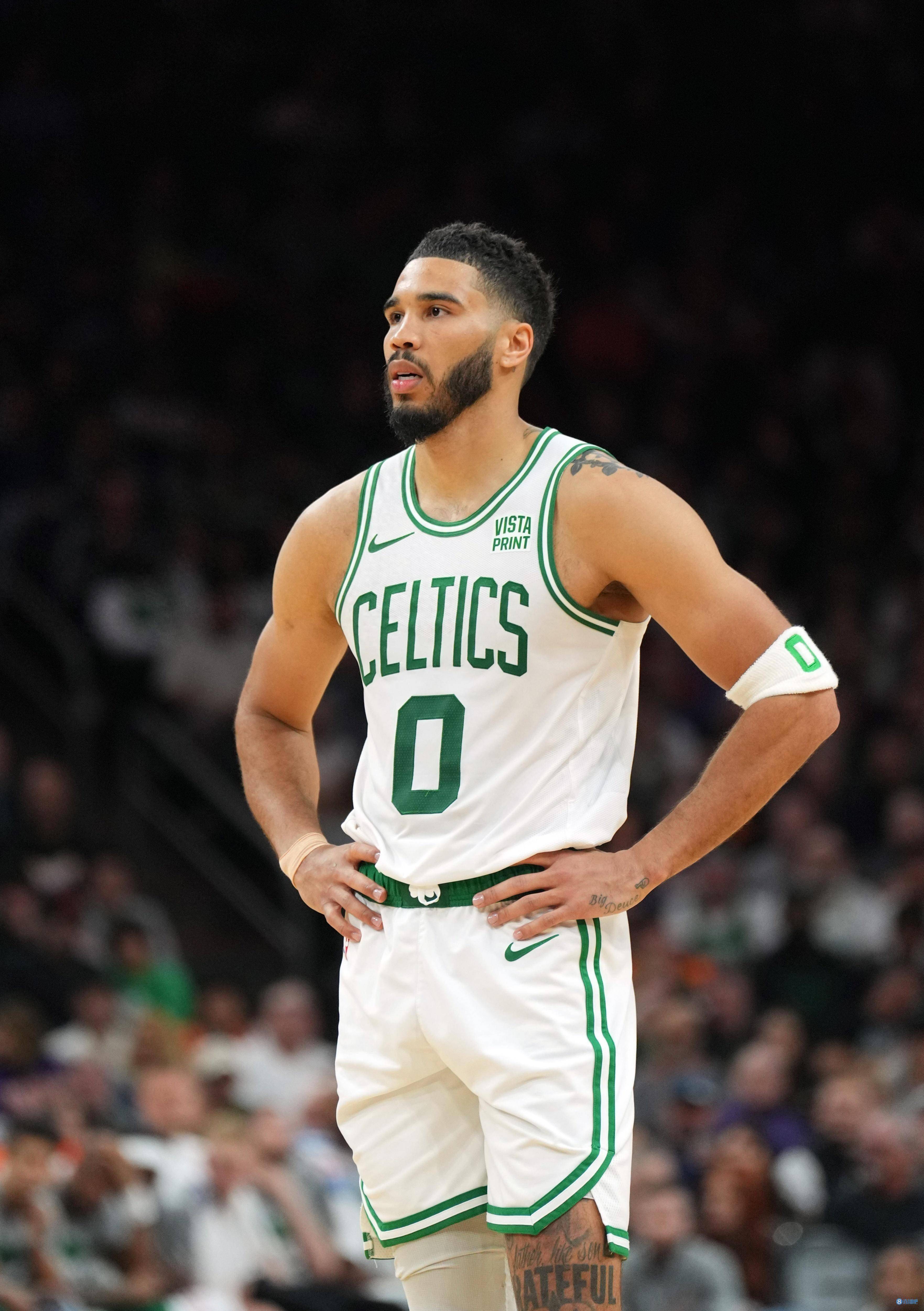 开云体育APP下载-凯尔特人轻松击败公牛，继续领先东部