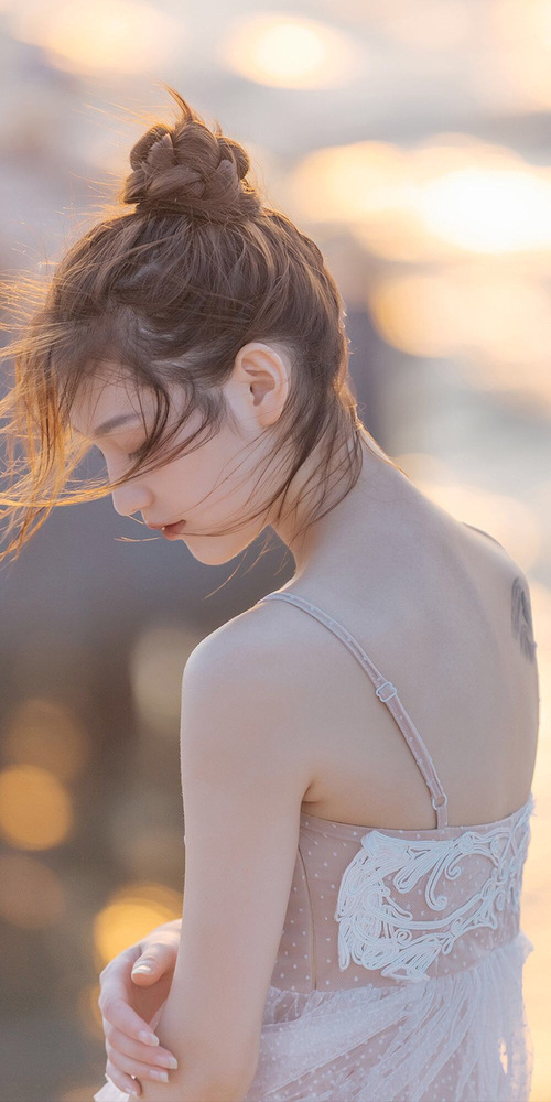 绝命三分!乔治化身孤胆英雄,广东队史诗逆转公牛登顶