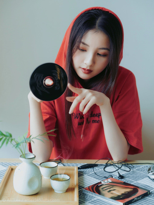 开云APP-跨时空的双重爆冷，篮网掀翻凯尔特人，米切尔街道赛制霸